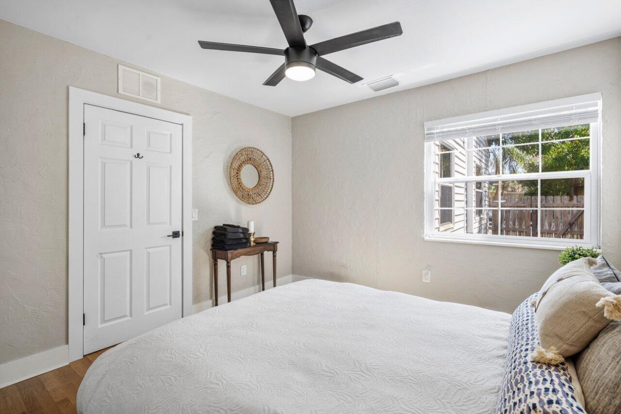 215 S Palmway, Lake Worth Beach, FL 33460 Photo