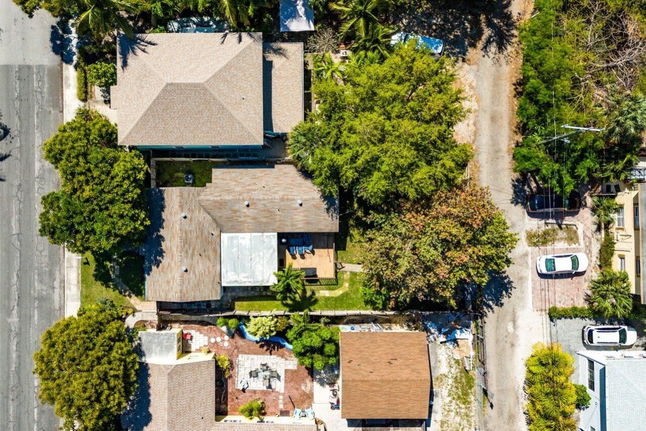 215 S Palmway, Lake Worth Beach, FL 33460 Photo