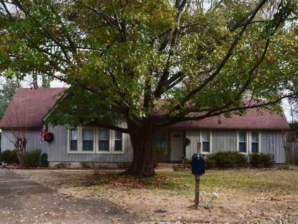 8498 BERGEN CV, Memphis, TN 38018