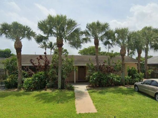 140 SW 14th Avenue, Boynton Beach, FL 33435