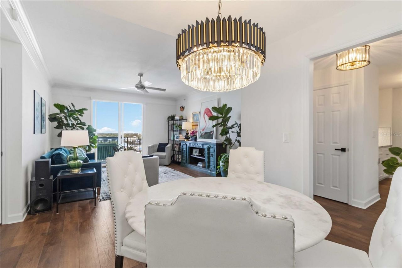 750 N Tamiami Trail, Unit 1104, Sarasota, FL 34236 Photo