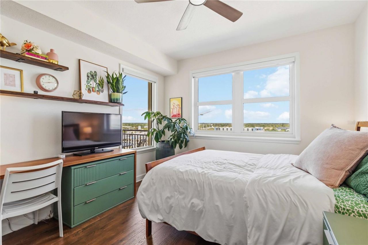 750 N Tamiami Trail, Unit 1104, Sarasota, FL 34236 Photo