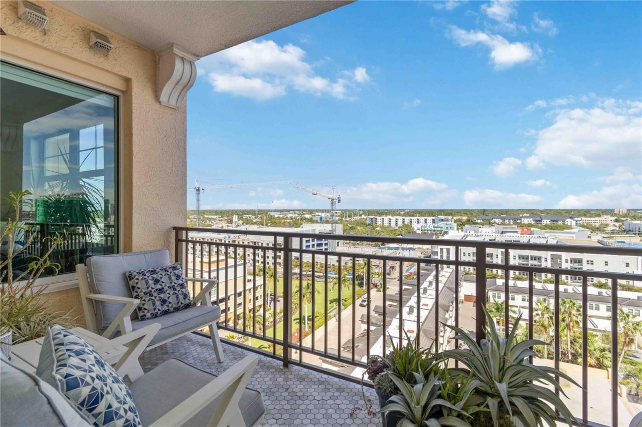 750 N Tamiami Trail, Unit 1104, Sarasota, FL 34236 Photo