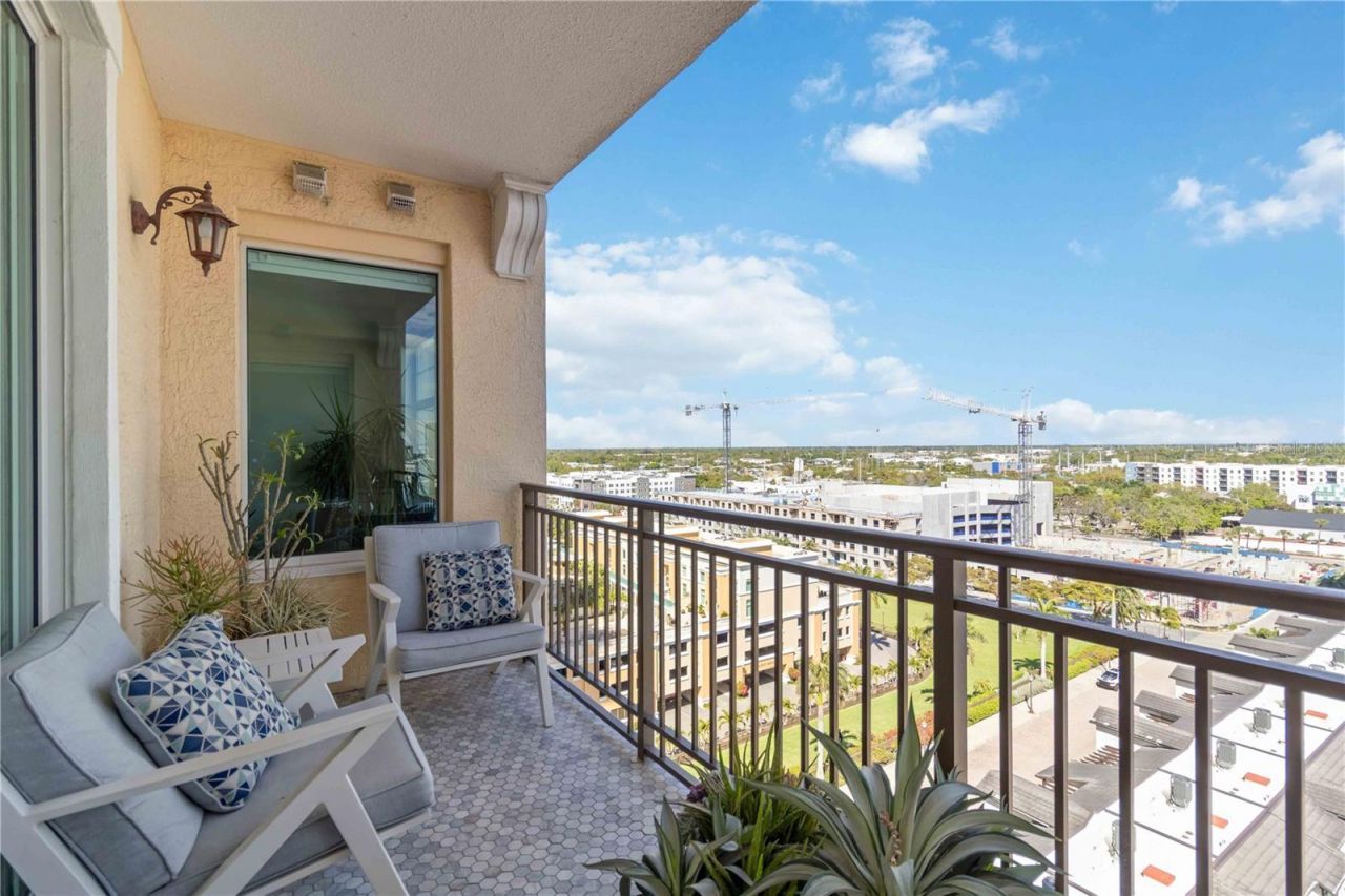 750 N Tamiami Trail, Unit 1104, Sarasota, FL 34236 Photo
