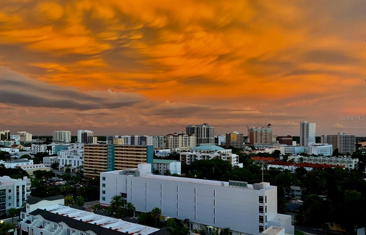 750 N Tamiami Trail, Unit 1104, Sarasota, FL 34236 Photo