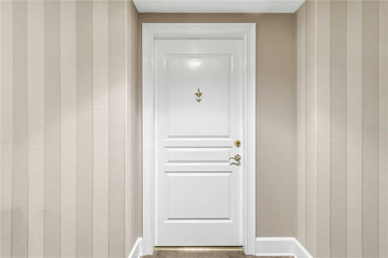 750 N Tamiami Trail, Unit 1104, Sarasota, FL 34236 Photo