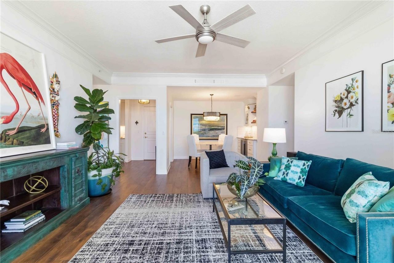 750 N Tamiami Trail, Unit 1104, Sarasota, FL 34236 Photo