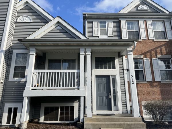 512 Lincoln Station Drive , Unit 512, Oswego, IL 60543