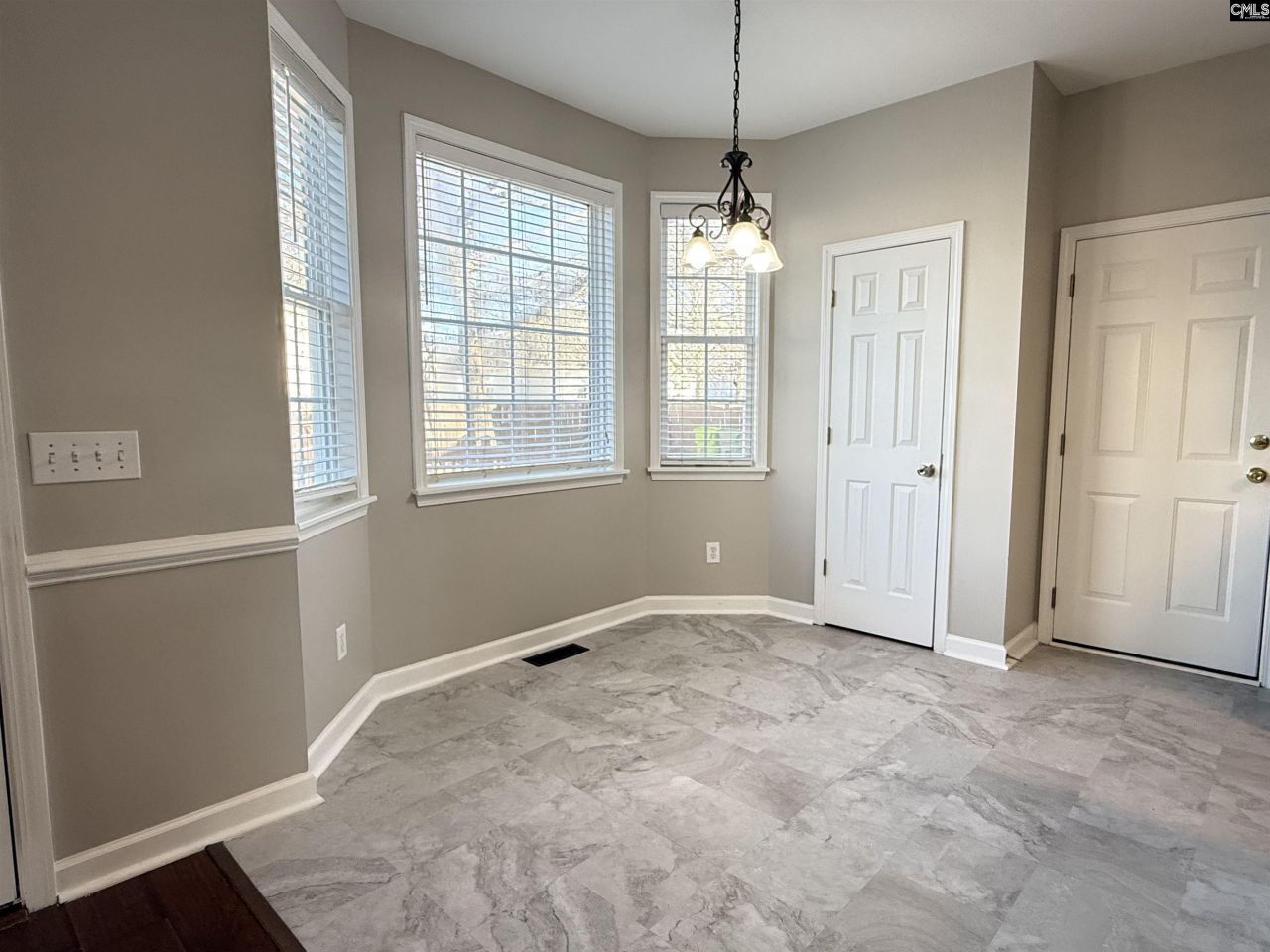 161 Mason Ridge Circle  Photo 11