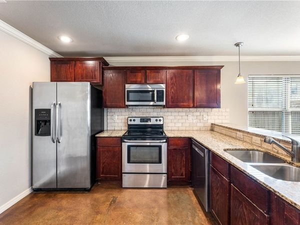 2665 N Arroyo Avenue, Fayetteville, AR 72703