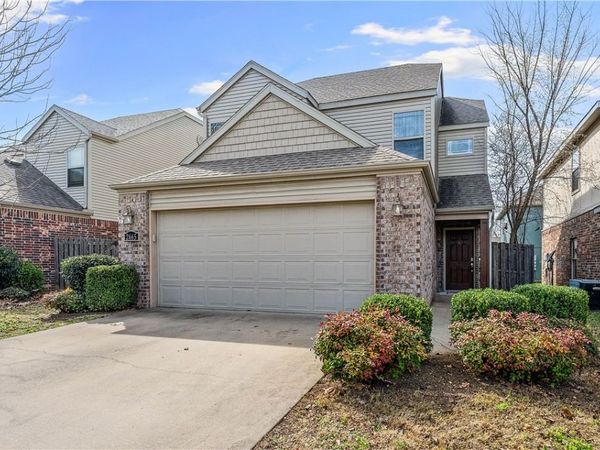 2665 N Arroyo Avenue , Fayetteville, AR 72703