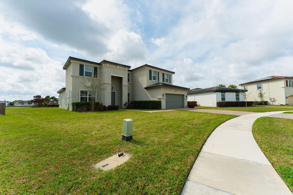 7206 NW Farnsworth Circle, Port Saint Lucie, FL 34987 Photo