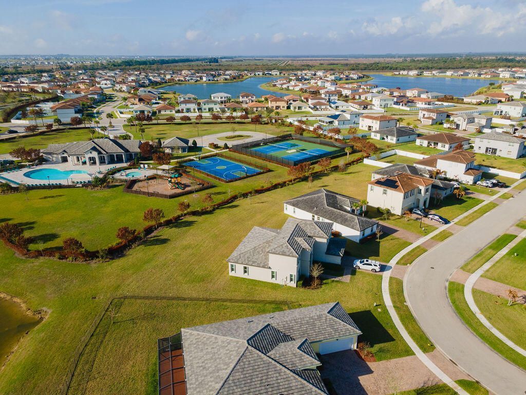 7206 NW Farnsworth Circle, Port Saint Lucie, FL 34987 Photo