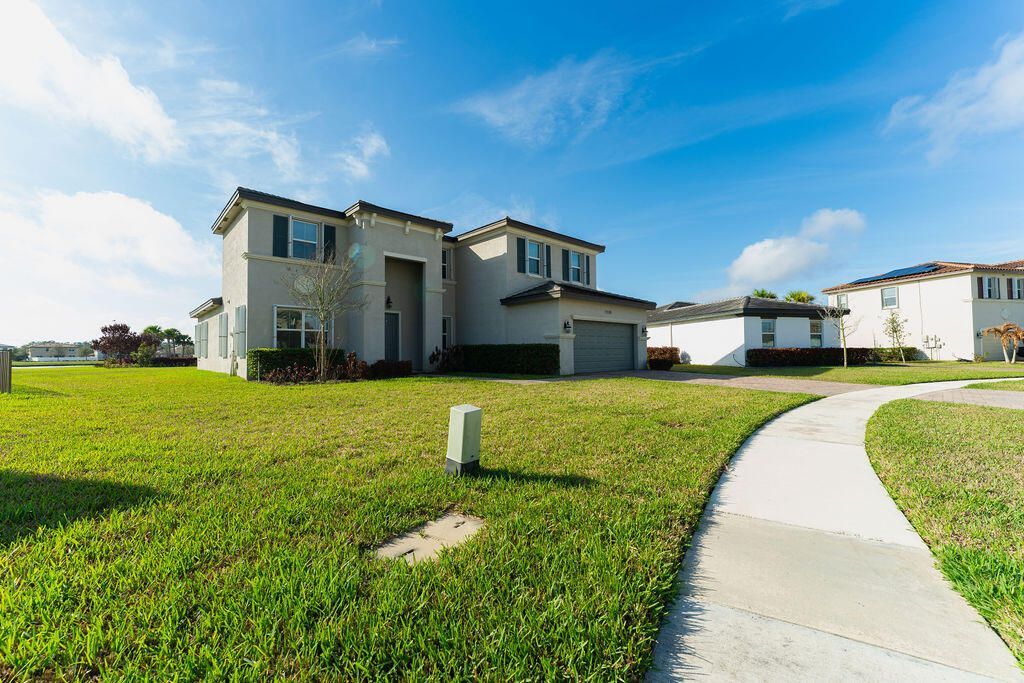 7206 NW Farnsworth Circle, Port Saint Lucie, FL 34987 Photo