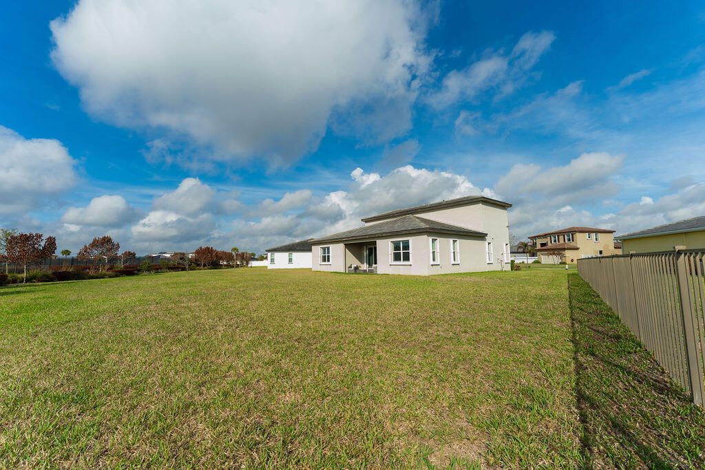 7206 NW Farnsworth Circle, Port Saint Lucie, FL 34987 Photo