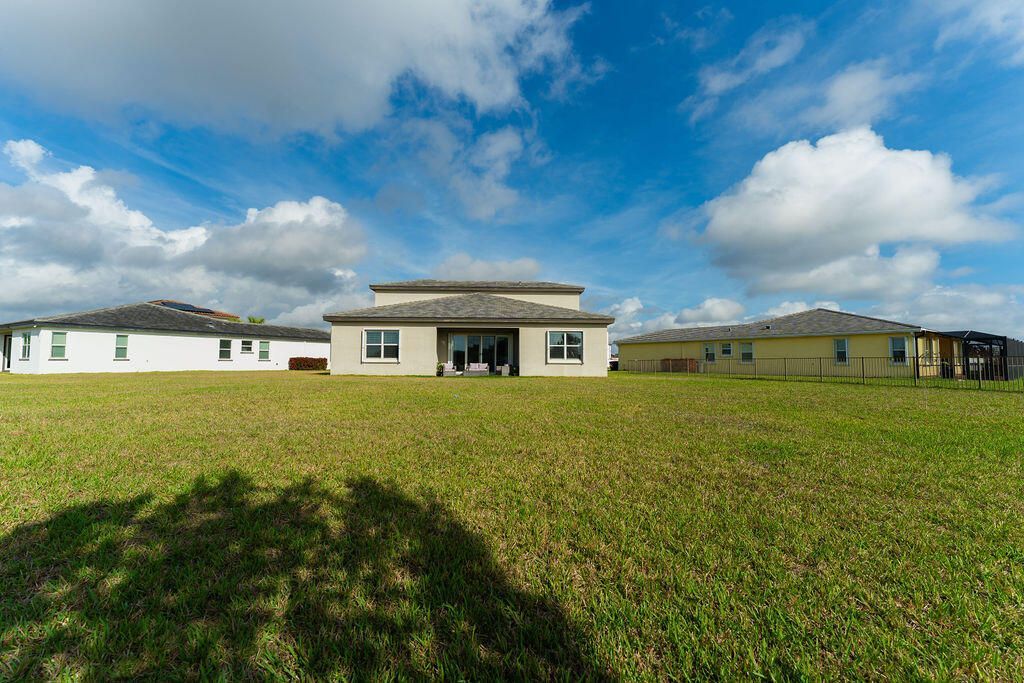 7206 NW Farnsworth Circle, Port Saint Lucie, FL 34987 Photo