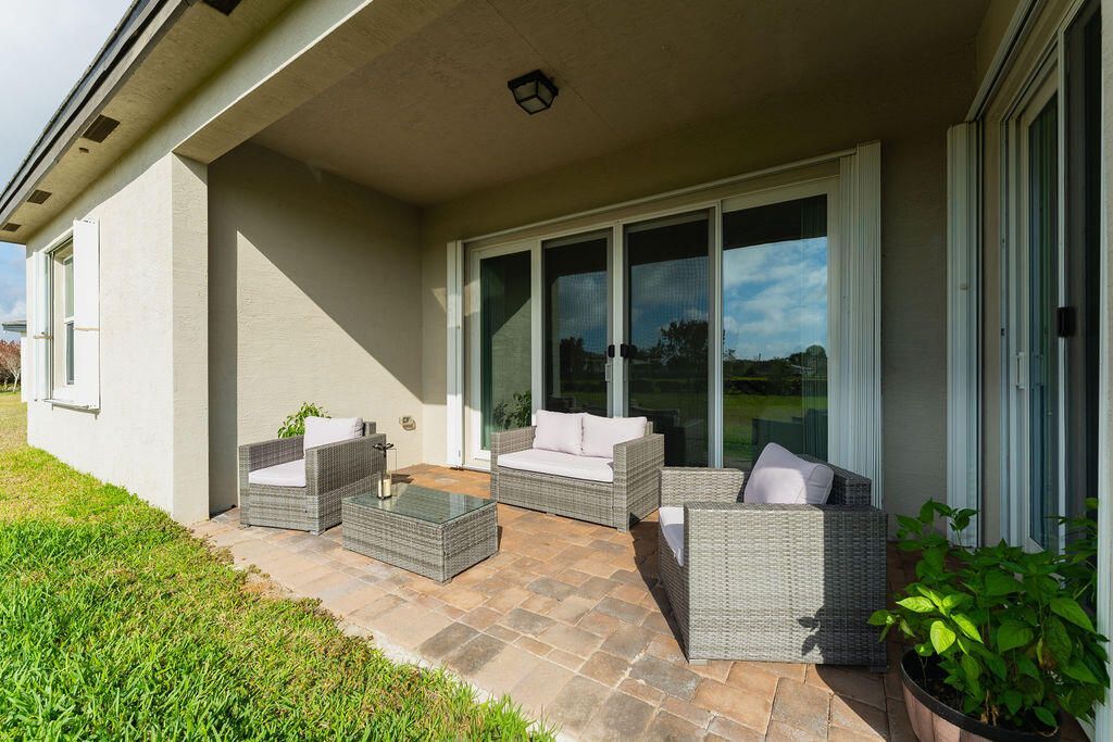 7206 NW Farnsworth Circle, Port Saint Lucie, FL 34987 Photo