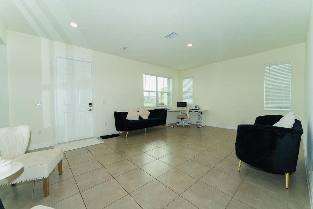 7206 NW Farnsworth Circle, Port Saint Lucie, FL 34987 Photo