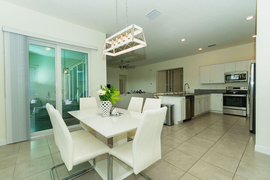 7206 NW Farnsworth Circle, Port Saint Lucie, FL 34987 Photo