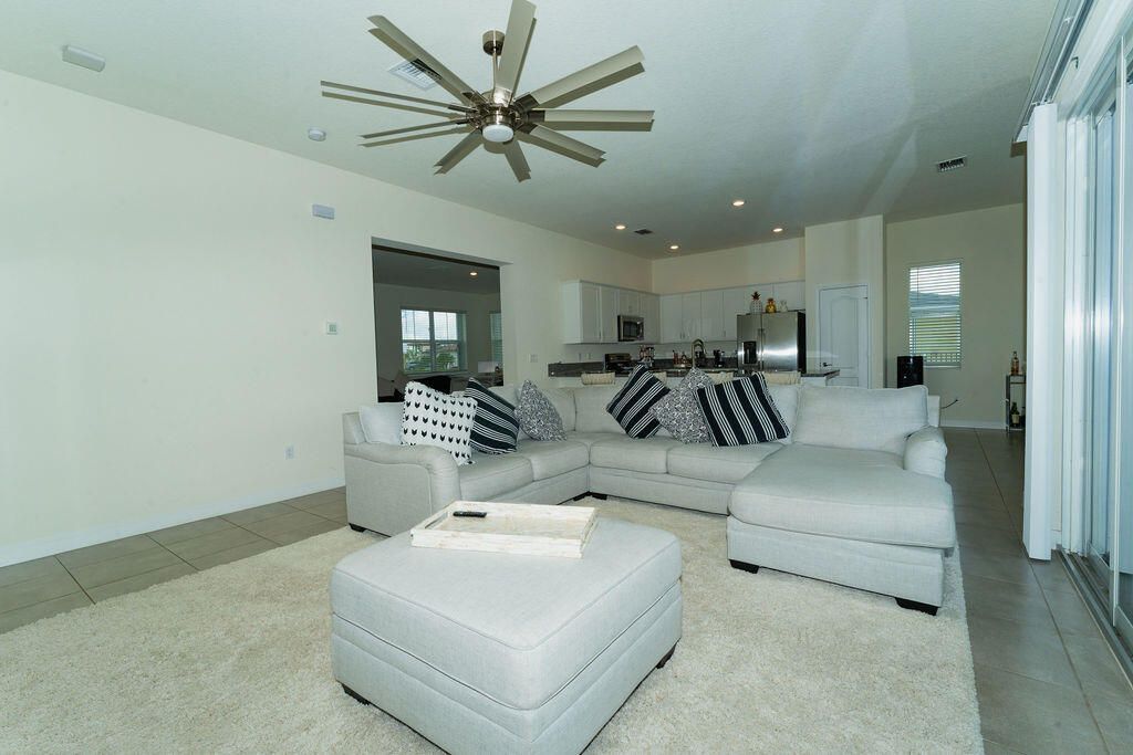 7206 NW Farnsworth Circle, Port Saint Lucie, FL 34987 Photo