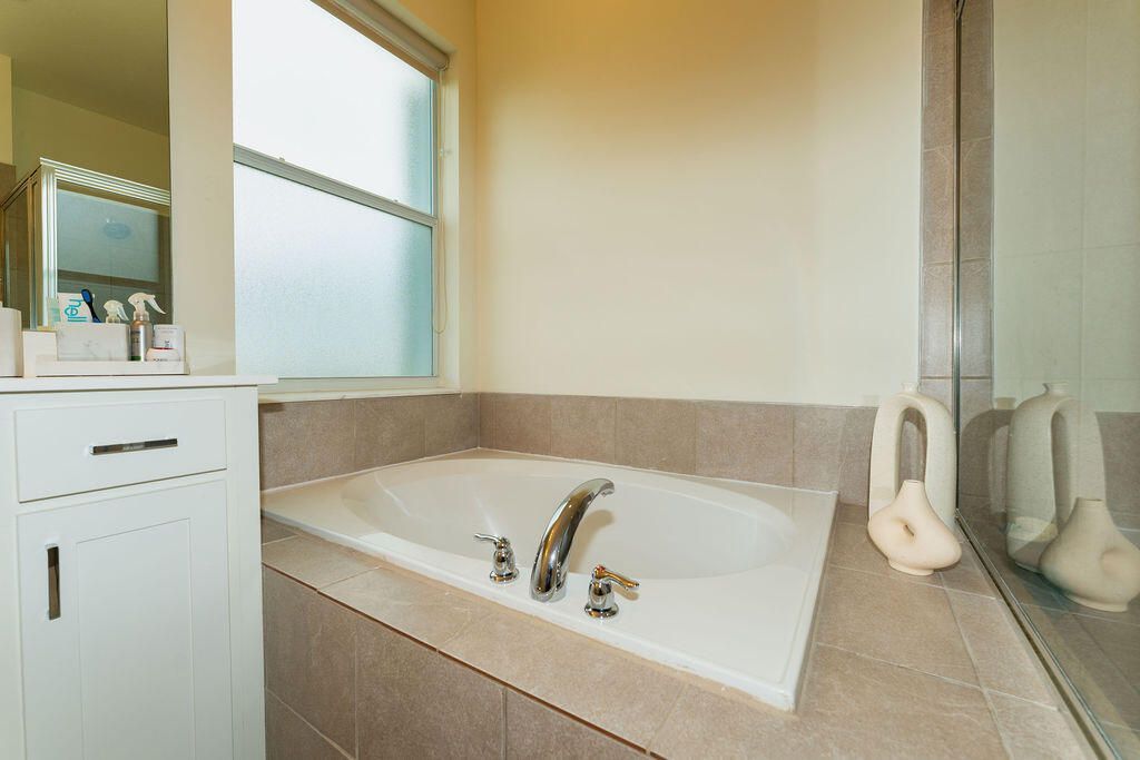 7206 NW Farnsworth Circle, Port Saint Lucie, FL 34987 Photo