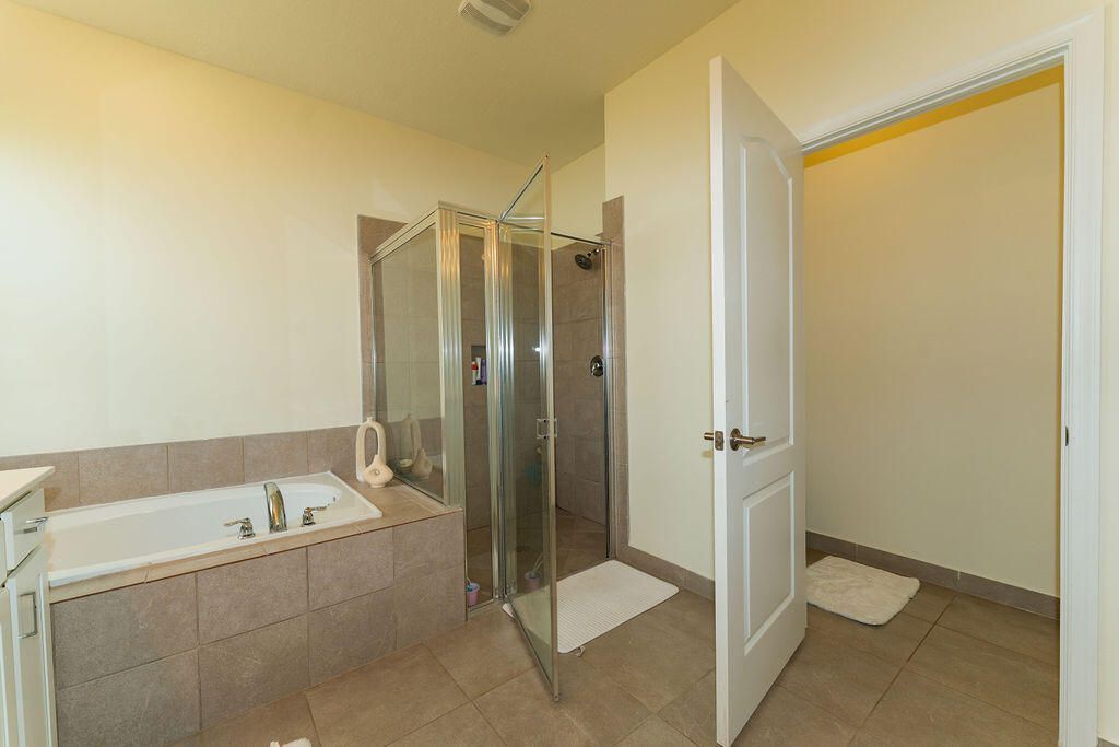 7206 NW Farnsworth Circle, Port Saint Lucie, FL 34987 Photo