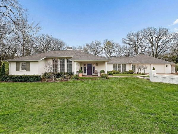 6010 Hickory Valley Rd , Nashville, TN 37205