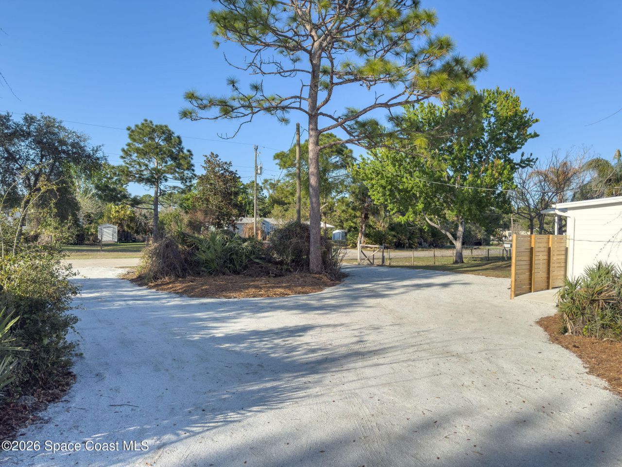 4160 Hidden Lakes Drive , Mims, FL 32754 Photo