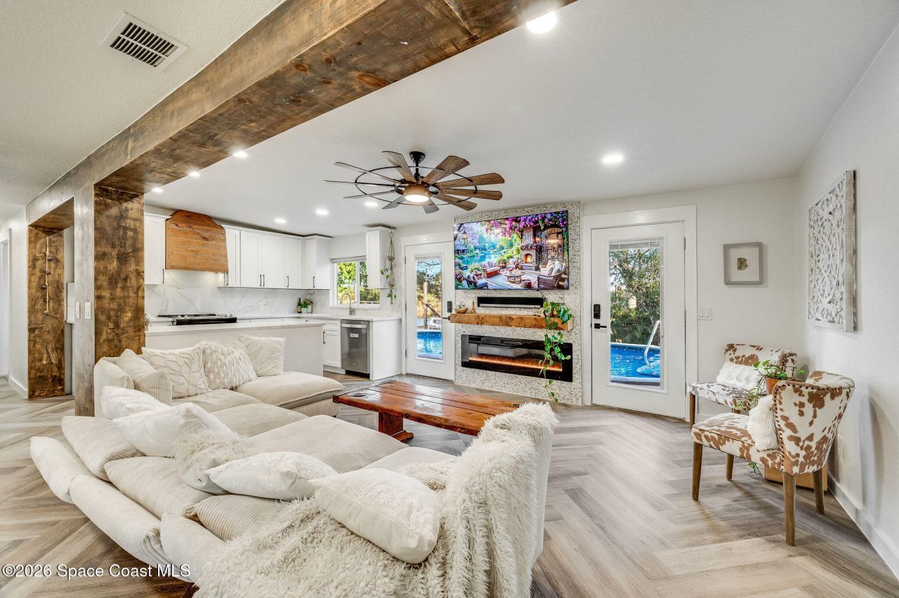 4160 Hidden Lakes Drive , Mims, FL 32754 Photo