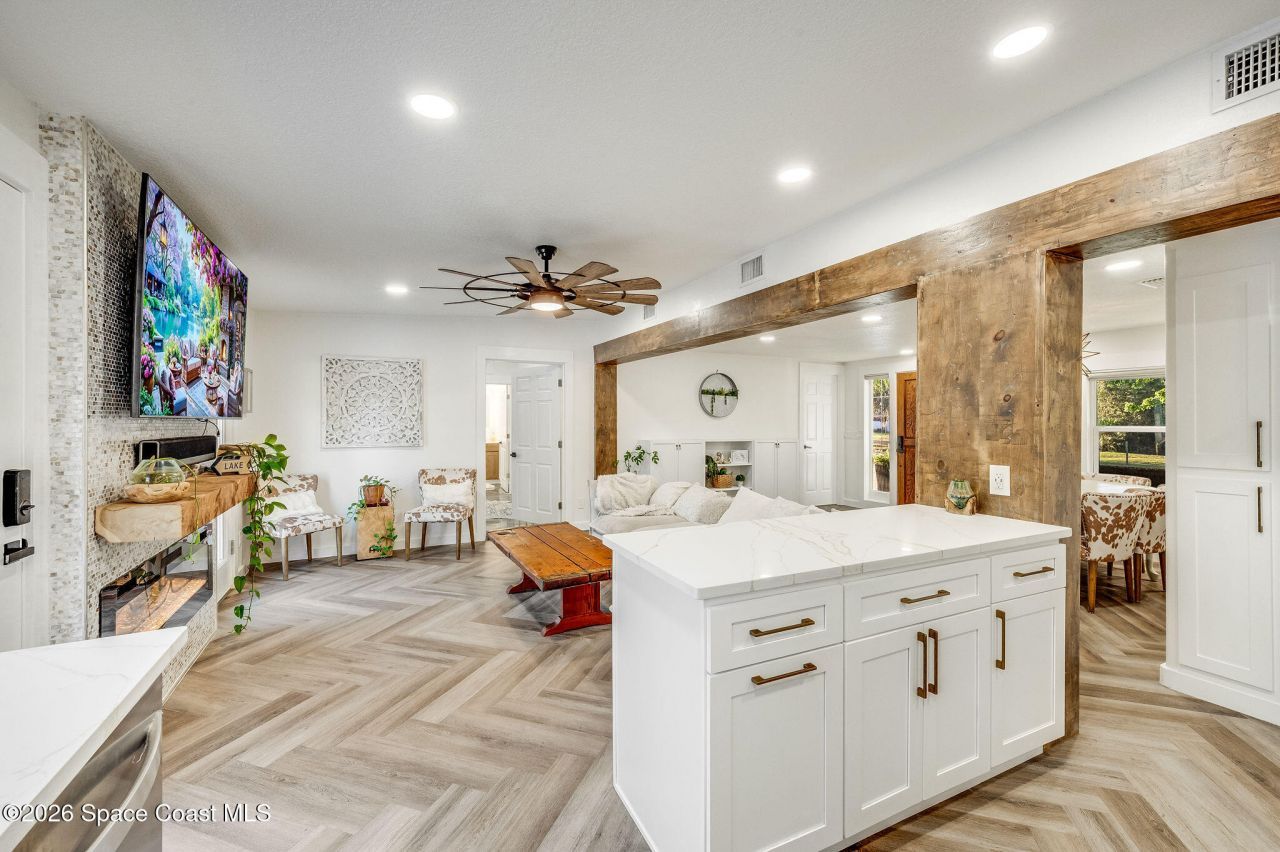 4160 Hidden Lakes Drive , Mims, FL 32754 Photo