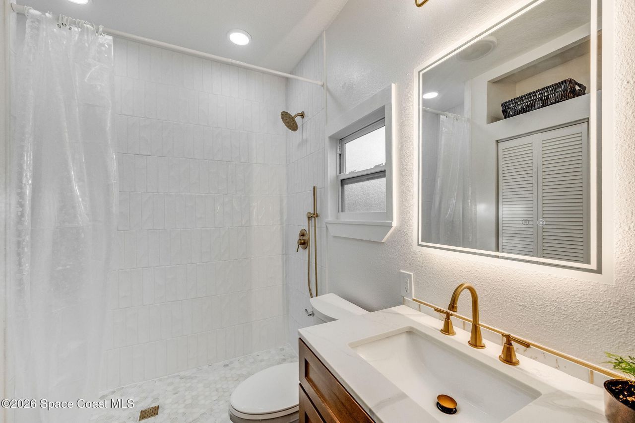 4160 Hidden Lakes Drive , Mims, FL 32754 Photo