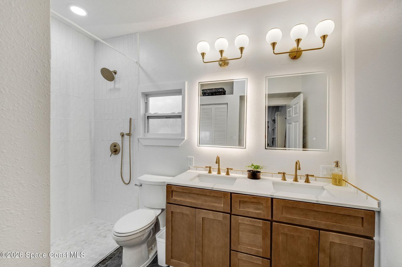 4160 Hidden Lakes Drive , Mims, FL 32754 Photo