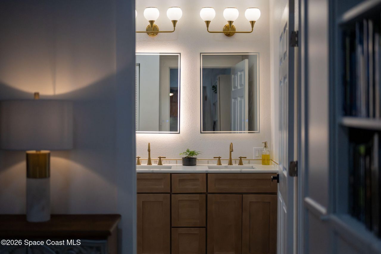 4160 Hidden Lakes Drive , Mims, FL 32754 Photo