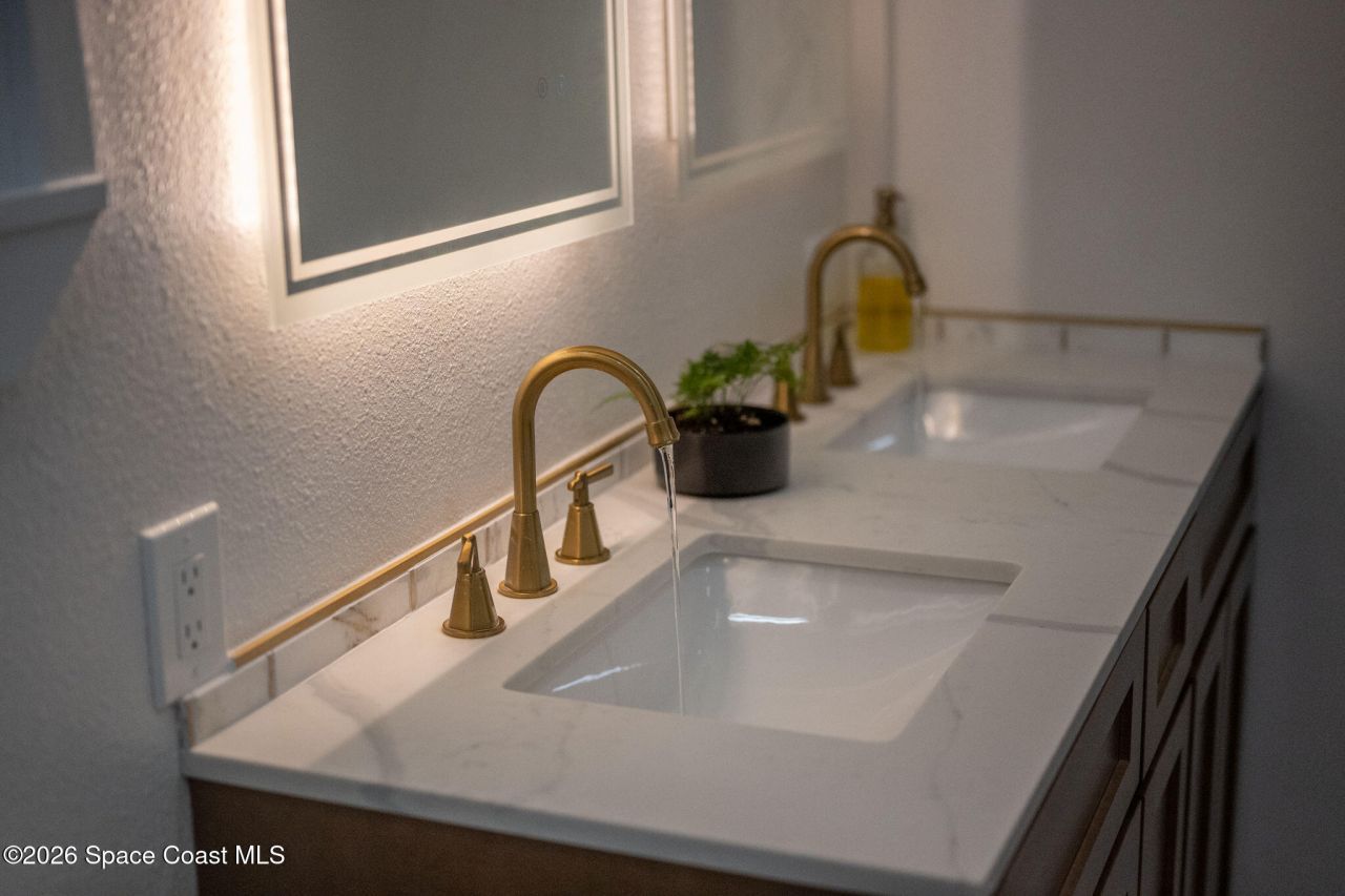 4160 Hidden Lakes Drive , Mims, FL 32754 Photo