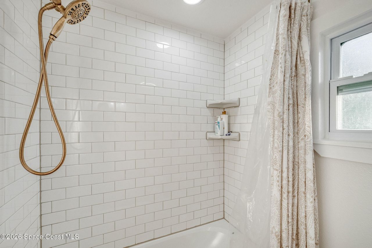 4160 Hidden Lakes Drive , Mims, FL 32754 Photo