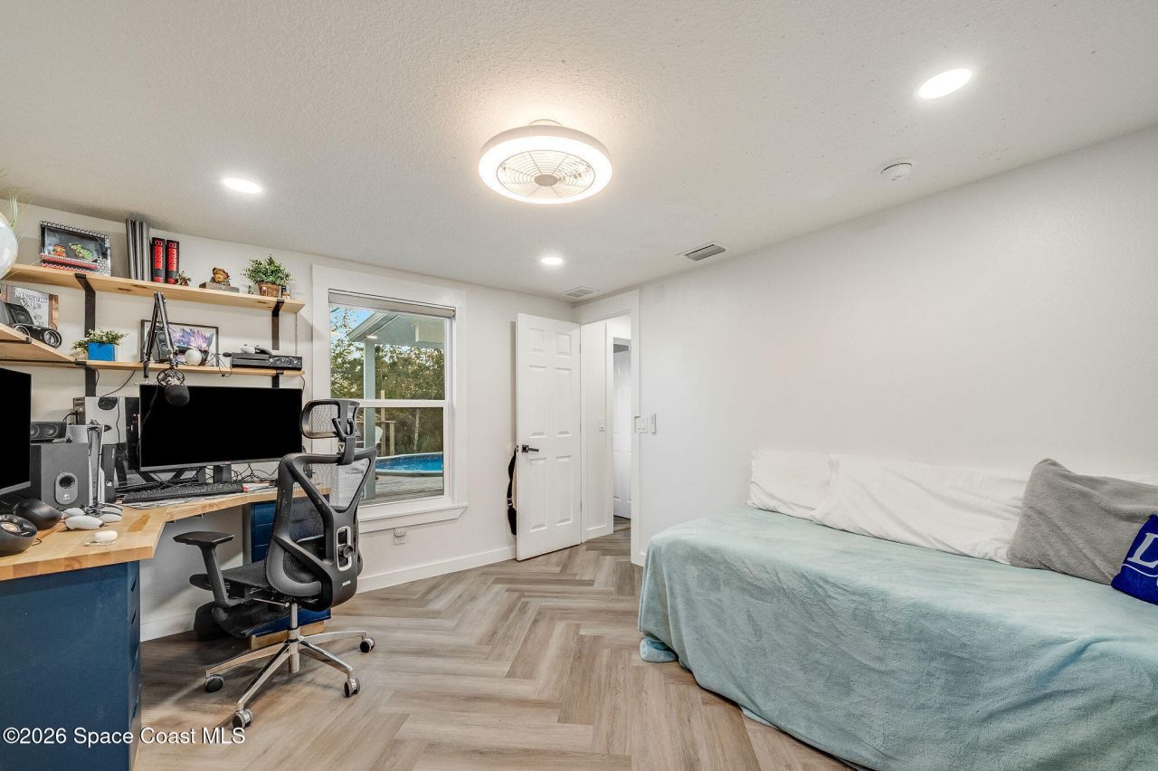 4160 Hidden Lakes Drive , Mims, FL 32754 Photo