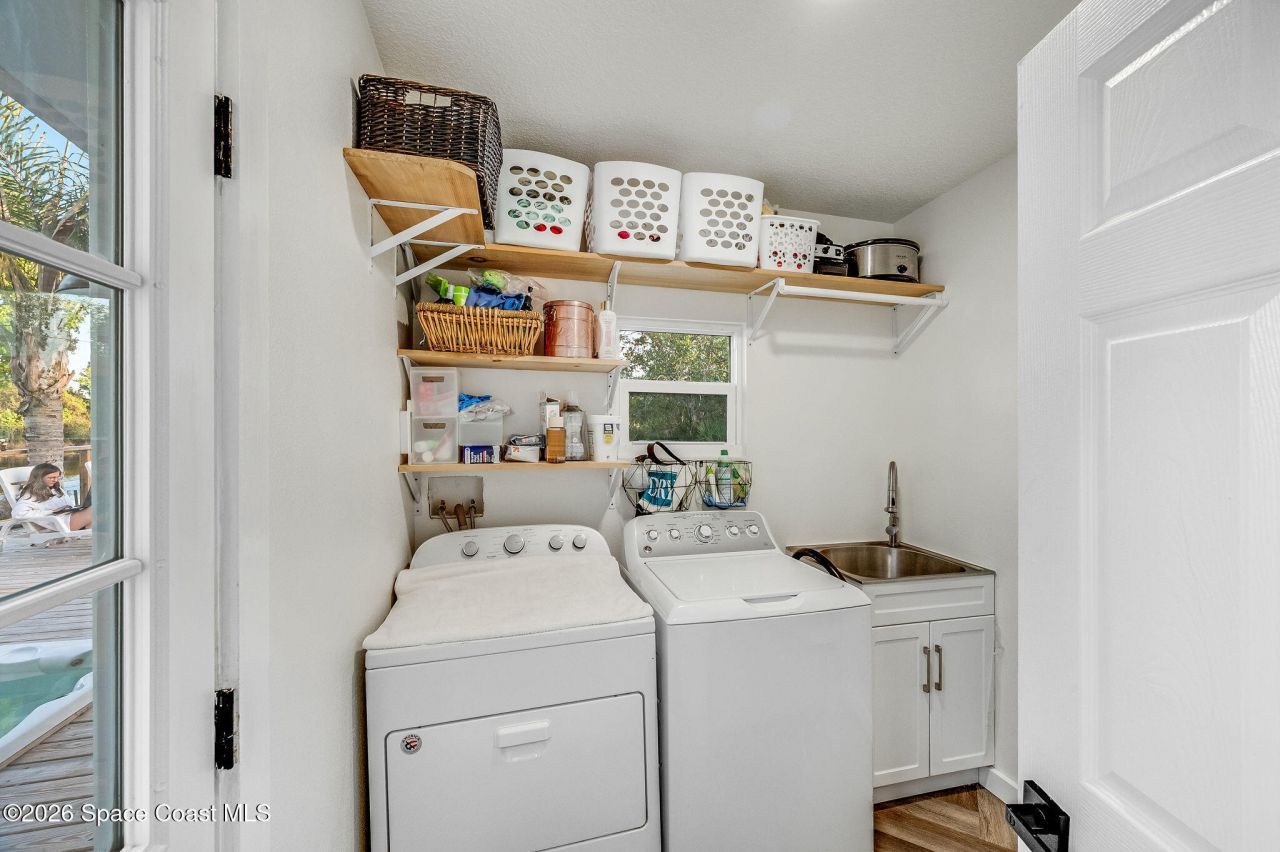 4160 Hidden Lakes Drive , Mims, FL 32754 Photo