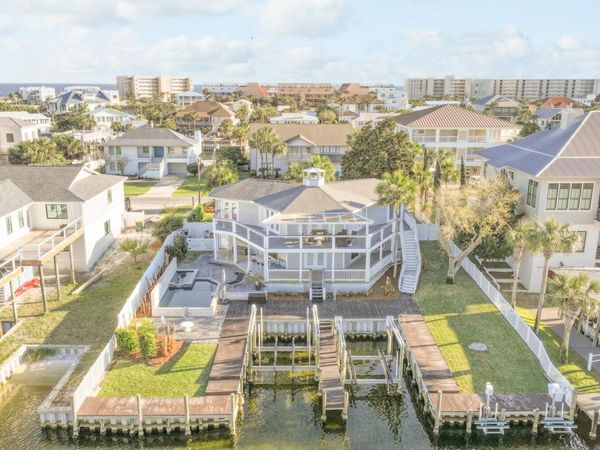 517 Osceola Drive, Destin, FL 32541