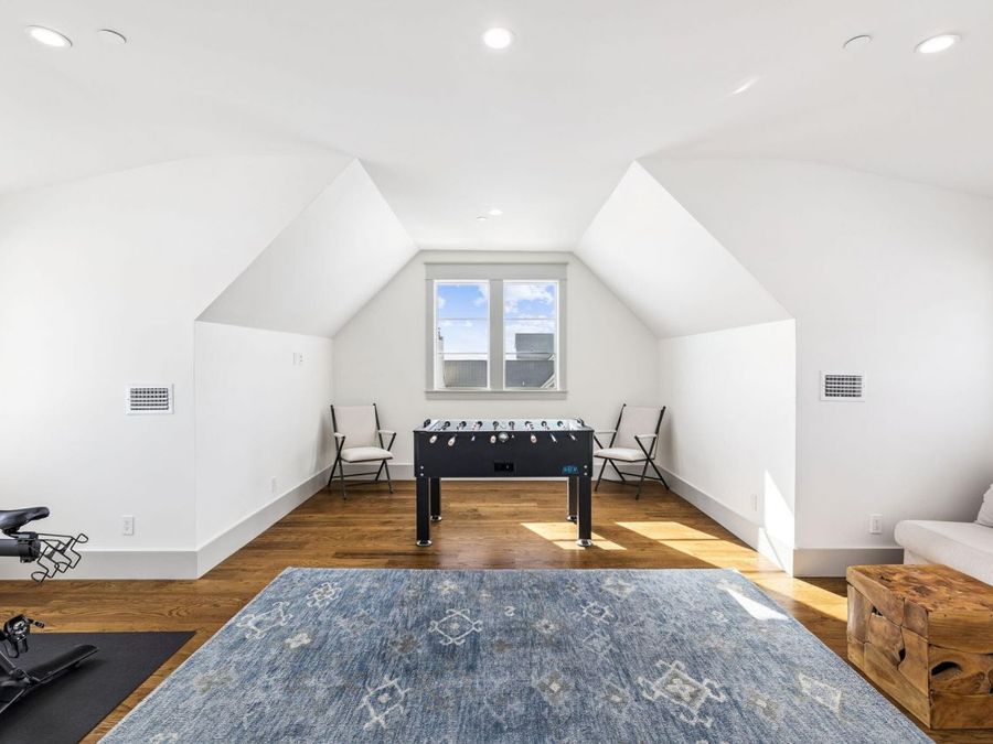 Property Image 101