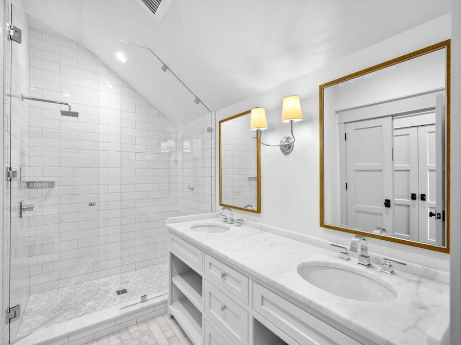 Property Image 106