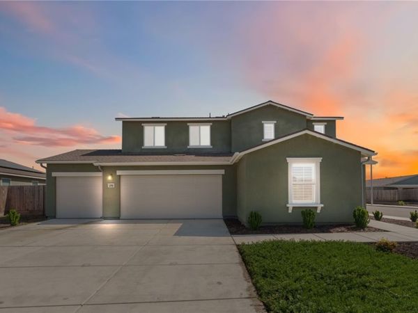1098 Stonebridge, Tulare, CA 93274