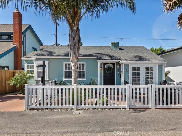 220 Capistrano Ave, Pismo Beach, CA 93449