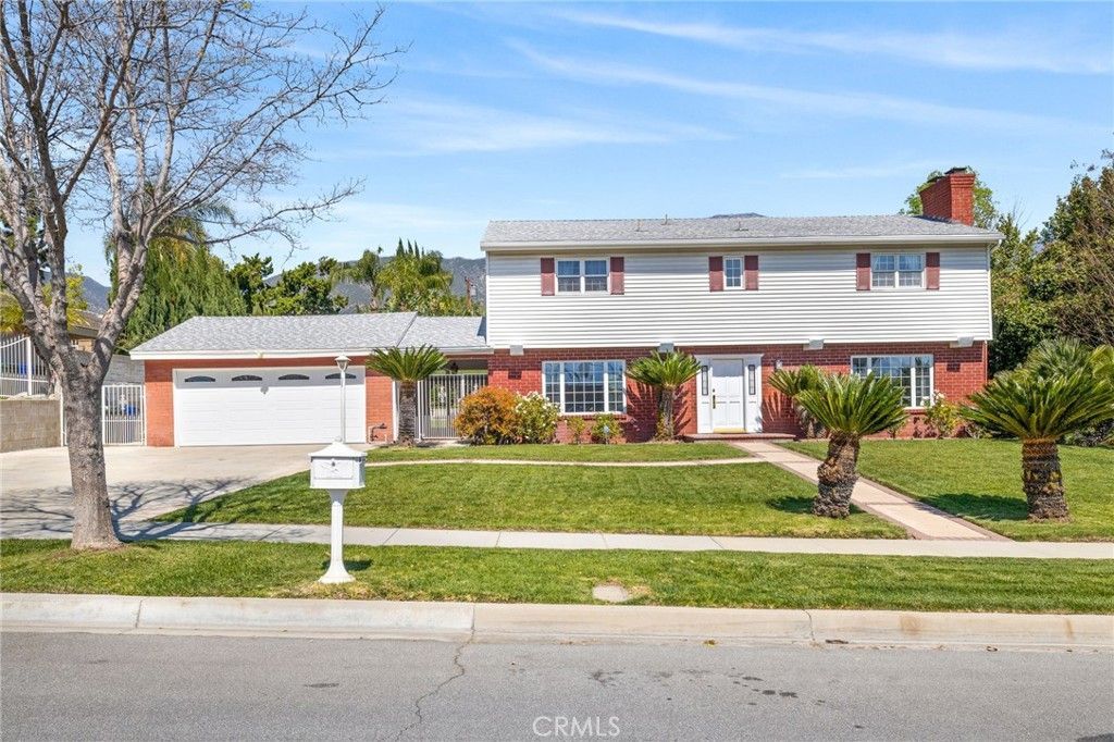 389 Deborah Court, Upland, CA 91784 Main Photo