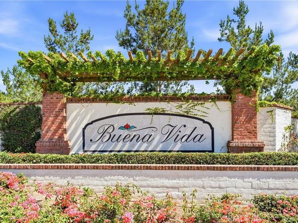 220 Buena Vida Drive, Unit 308, Brea, CA 92823