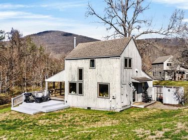 48 MEADOW LN , Nellysford, VA 22958