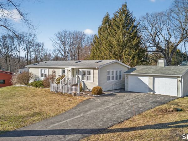 82 Colchester , Colchester, CT 06415