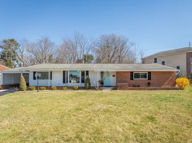 100 MONUMENT AVE, HARRISONBURG, VA 22801