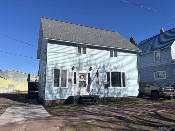 447 Kearsarge Street, Laurium, MI 49913