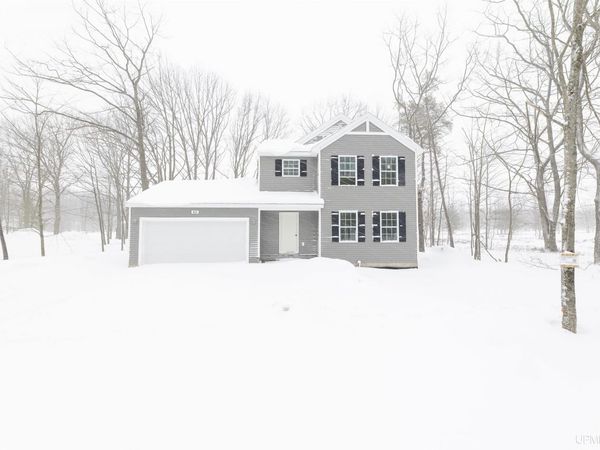 403 25th Street, Gladstone, MI 49837