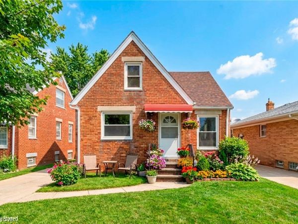 3202 Parklane Drive , Parma, OH 44134